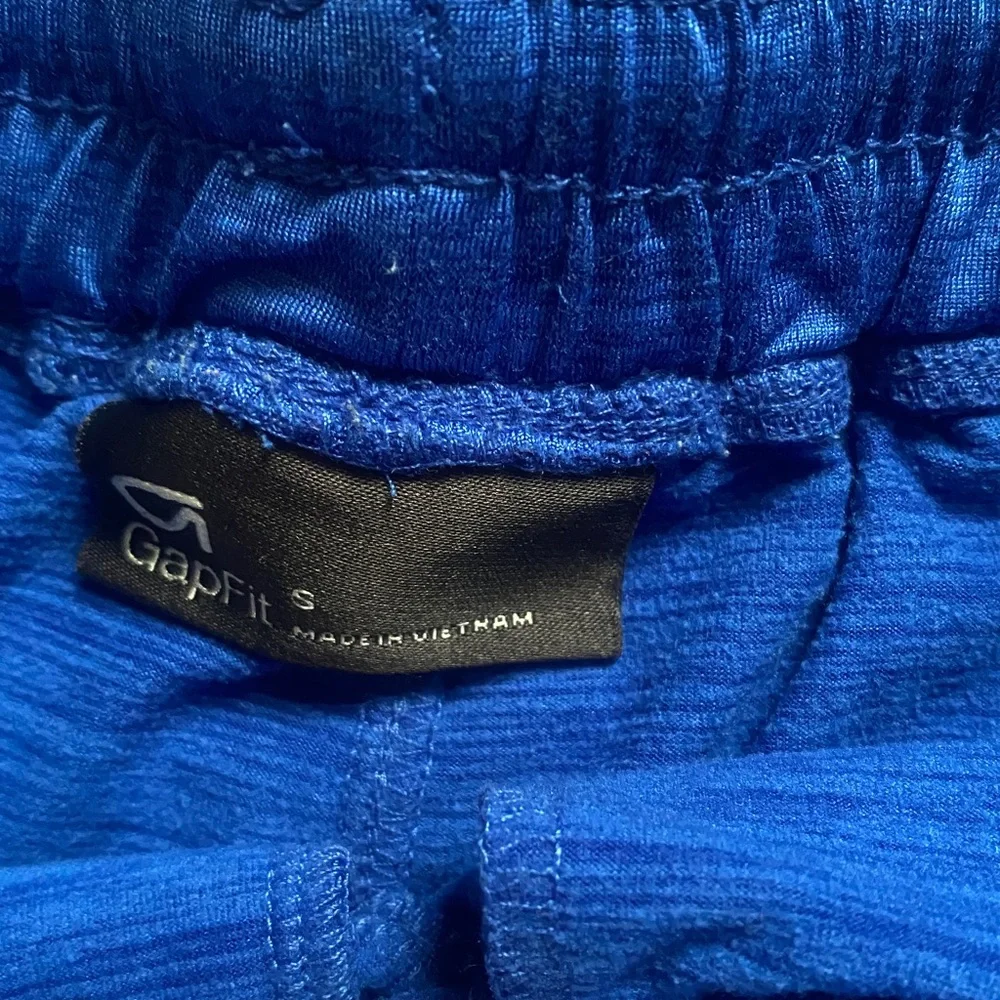 Gap Gapfit shorts, S/6-7. Gray mesh, navy mesh, royal blue